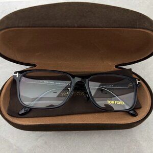 Tom Ford dark blue glasses
